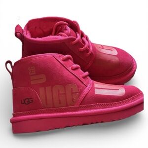 UGG NEUMEL II SCATTER GRAPHIC CHUKKA BOOT PINK SUEDE